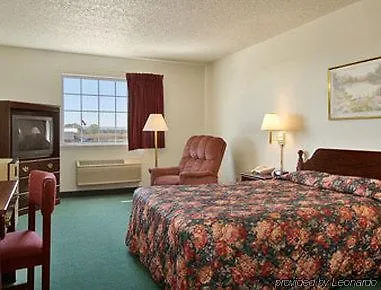 Super 8 By Wyndham 2*